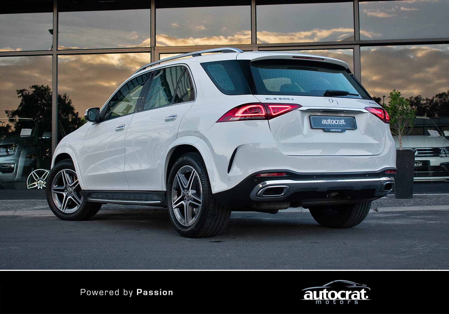 2020 Mercedes-Benz GLE300d 4Matic AMG Line — photo 3