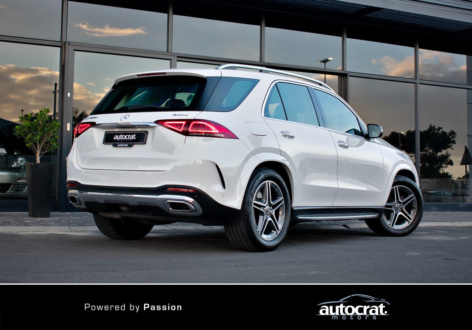 2020 Mercedes-Benz GLE300d 4Matic AMG Line — photo 5