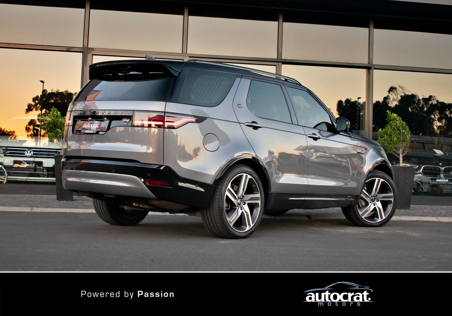 2021 Land Rover Discovery D300 R-Dynamic HSE — photo 7